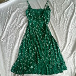 Aerie Green Floral Wrap Dress size Medium